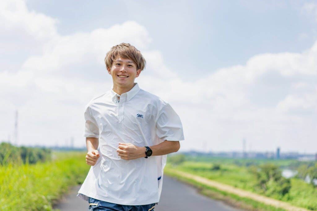 ランニングアドバイザー、モデル、非常勤講師、インフルエンサーなどマルチに活躍中の三津家貴也さん